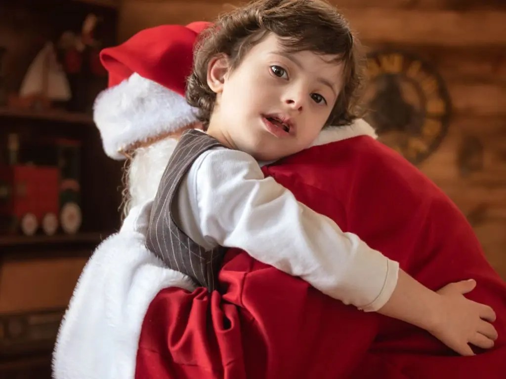 Madre detenida por dejar solo a su hijo con Síndrome de Down en plaza de Santa&nbsp;Fe