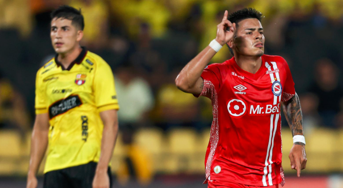 Argentinos Juniors se impuso 1-0 ante Barcelona y definirá la serie en&nbsp;casa