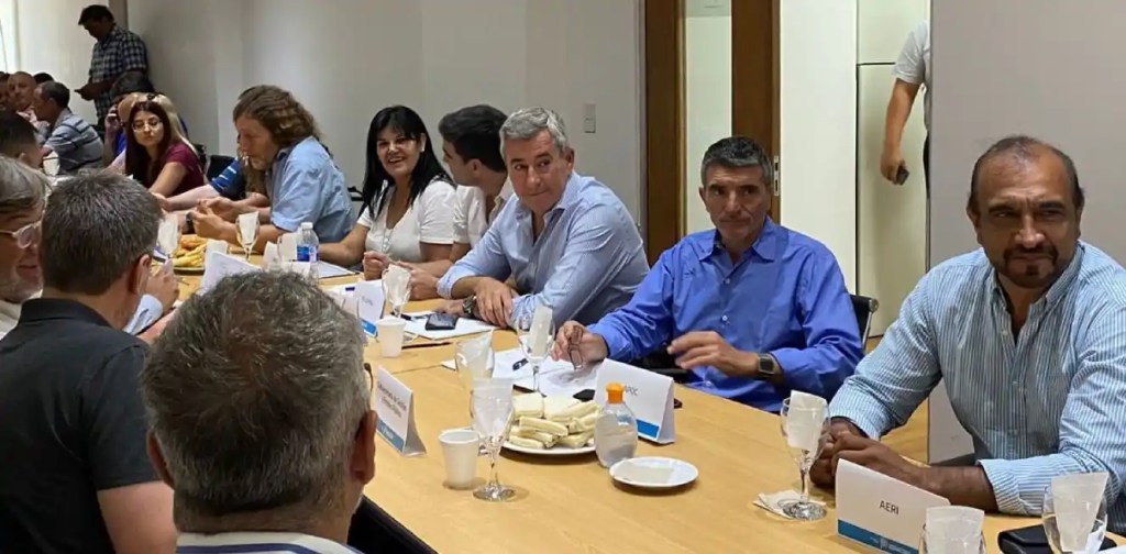 Los gremios estatales rechazaron una oferta salarial del 3% por considerarla&nbsp;insuficiente