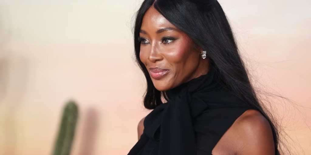 La supermodelo británica Naomi Campbell quedó nuevamente en el centro de la escena por su pasado social con Jeffrey&nbsp;Epstein