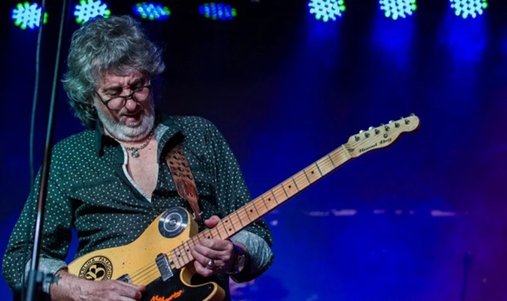 El guitarrista Alambre González fue víctima de un asalto en su departamento de Caballito 