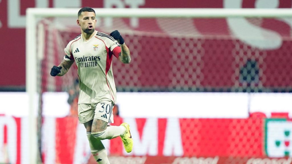 Otamendi se despidió del Benfica y emocionó a los&nbsp;hinchas