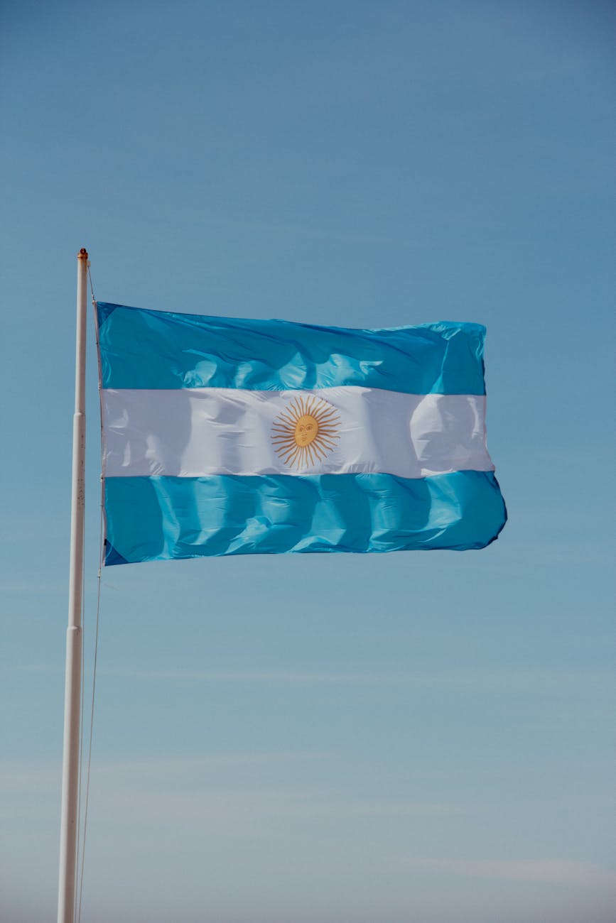 Movilización en San Isidro: Cámpora reclama libertad de Cristina