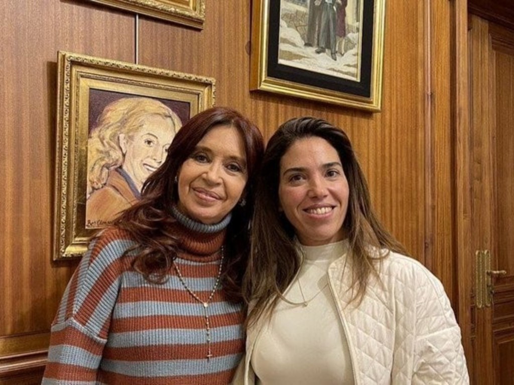 Investigan por presunto lavado a una dirigente de La Cámpora que compró el departamento debajo del de Cristina Kirchner